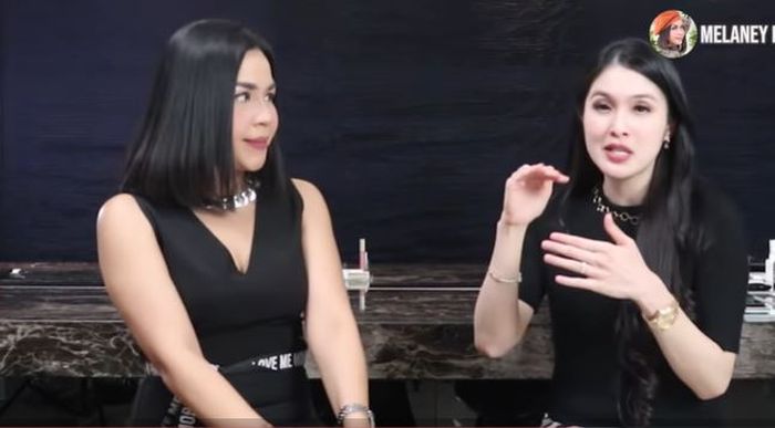 Sandra Dewi saat ceritakan harga bedak yang membuatnya bimbang membeli