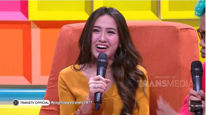Meggy Diaz mengatakan tidak menikah siri dengan Tukul Arwana