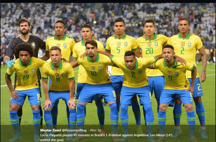 Lucas Paqueta (10) berpose jelang pertandingan timnas Brasil.