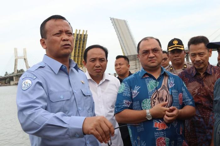 menteri kelautan dan perikanan edhy prabowo merasa ada yang janggal selama lima tahun kemarin.