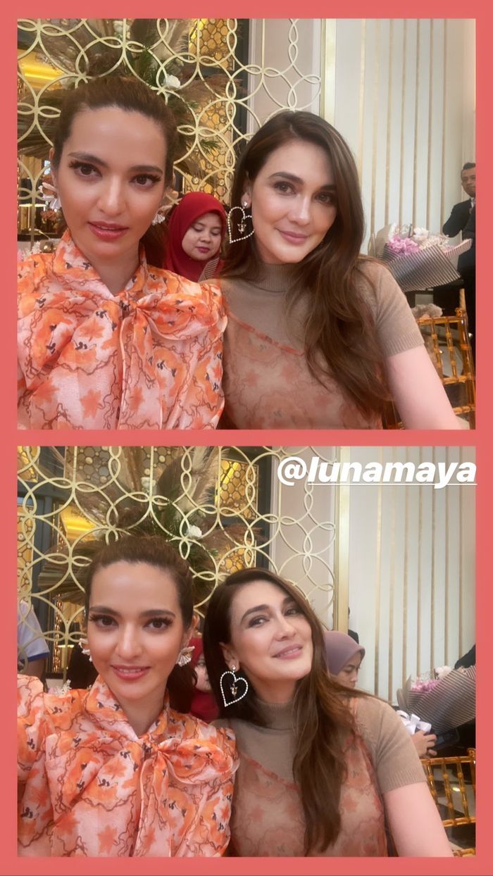 Luna Maya tampil memesona saat menghadiri suatu acara yang juga dihadiri oleh istri Ardi Bakrie, Nia Ramadhani