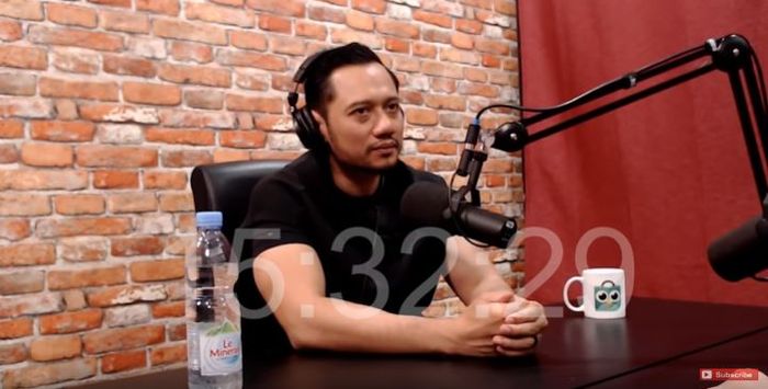AHY sampai menahan agar air matanya tak menetes ketika mengenang mendiang sang ibu
