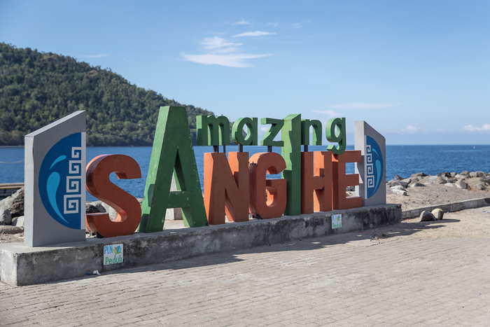 Amazing Sangihe menyambuh wisatawan di kawasan yang memiliki 105 pulau ini.
