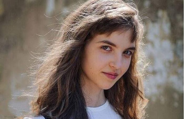 Ilustrasi wanita Portugal.