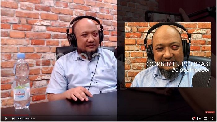 Tangkapan layar wajah Novel Baswedan yang memperlihatkan mata kirinya yang ditopang dengan gusi dan giginya