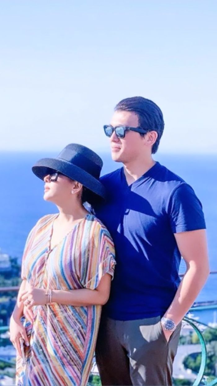 Syahrini dan Reino saat di Capri
