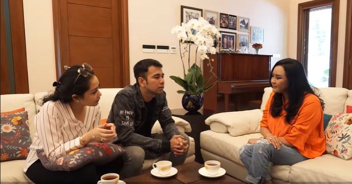 Raffi Ahmad saat menceritakan Rafathar yang merengek memintanya pulang