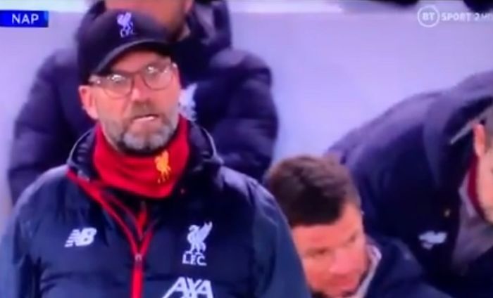 Ekspresi pelatih Liverpool, Juergen Klopp, dalam laga Grup E Liga Champions melawan Napoli di Stadion Anfield, Rabu (27/11/2019).