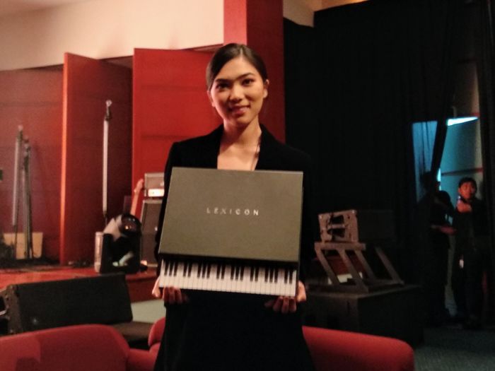 Suguhkan Perubahan Musikalitas Di Album Lexicon Isyana Sarasvati Prosesnya Sangat Natural