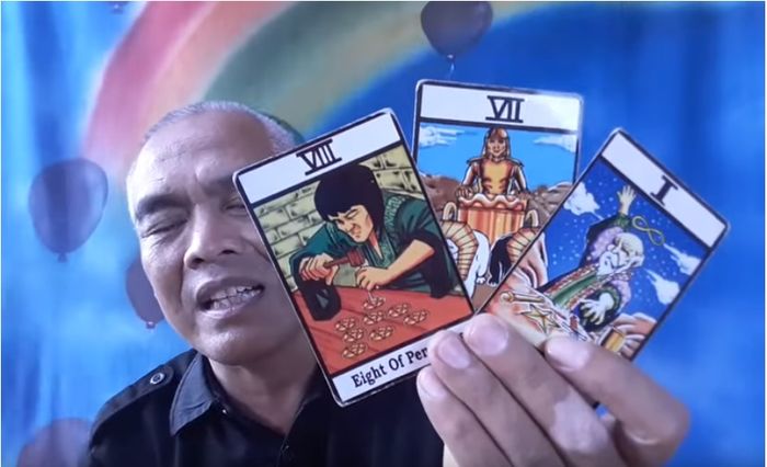 Pak Sabar Tarot ramalkan masa depan Agnez Mo.