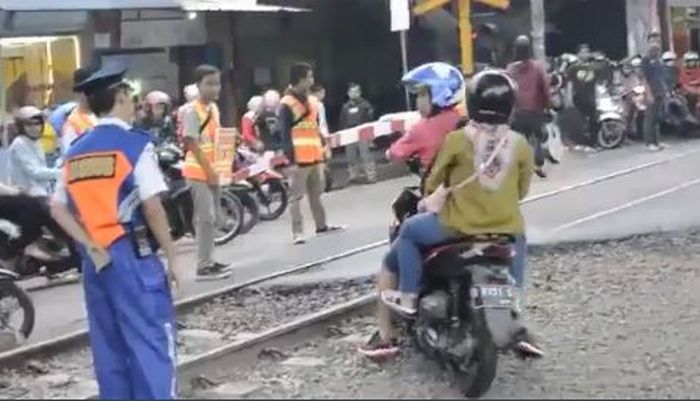 Pelanggar