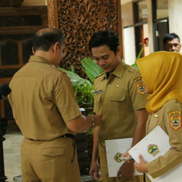 Pria yang viral resign dari PNS