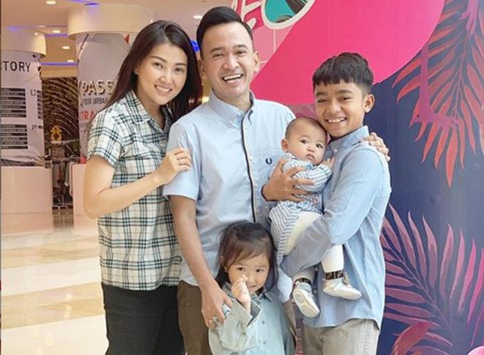 Peramal ini bongkar kedekatan keluarga Ruben Onsu dan Betrand Peto