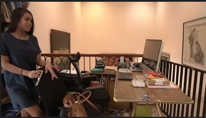 Ruang kerja di rumah Nia Ramadhani