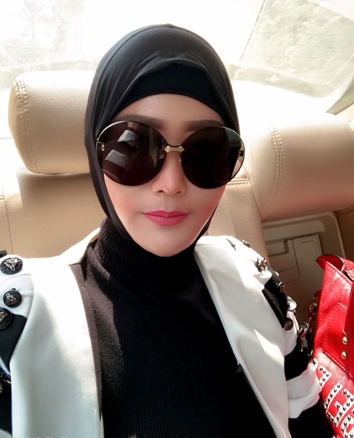Inul Daratista Tampil Cetar Berhijab hingga Banjir Pujian, Muzdalifah Sampai Ikut Berkomentar!
