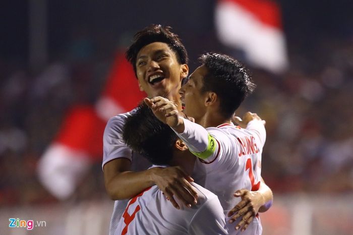 Para pemain Vietnam merayakan kemenangan atas timnas U-22 Indonesia di final SEA Games 2019, Selasa (10/12/2019).