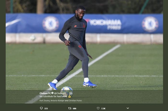 Bek Chelsea, Antonio Rudiger kembali bergabung bersama timnya jelang laga melawan Lille di Liga Champions pada Rabu (11/12/2019).