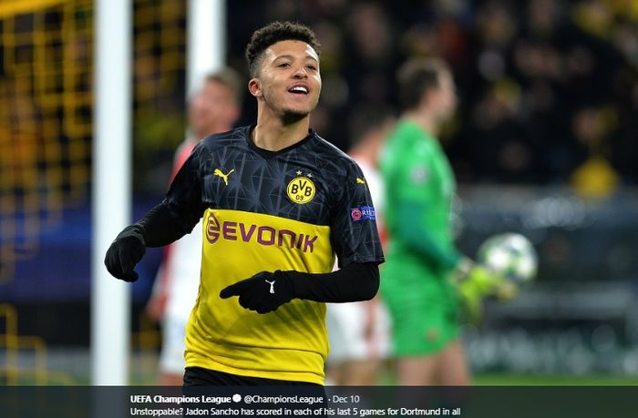 Winger Borussia Dortmund, Jadon Sancho, kerap dirumorkan akan bergabung ke Manchester United.