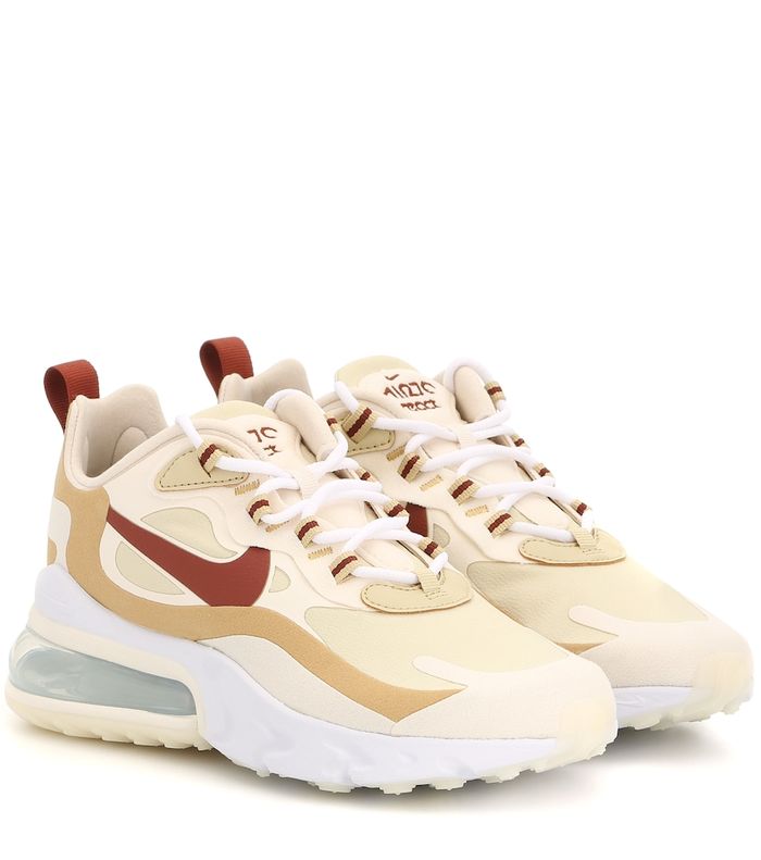 Sneakers terbaik 2019 shop