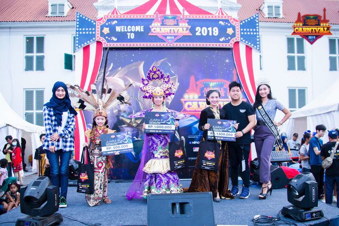 Traditional clothing competition at MLBB Carnival which was attended by 26 participants