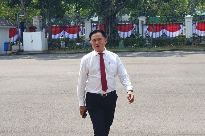 Ketua Umum PBB Yusril Ihza Mahendra menemui Presiden Joko Widodo di Istana Kepresidenan, Jakarta, Kamis (1/8/2019).