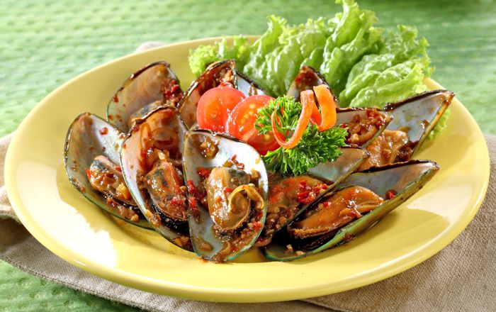 Yakin Masih Mau Makan Kerang Hijau Kalau Tahu Efeknya yang Mengerikan