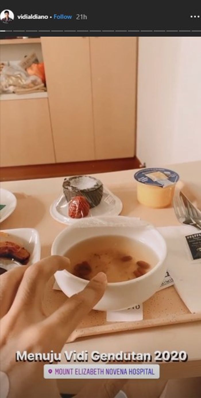 Unggahan Vidi Aldiano habiskan semangkuk sup ayam
