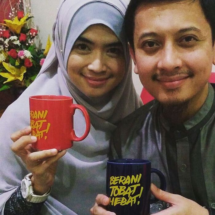 Sosok suami Yulia Rachman, lzipco Hefzi