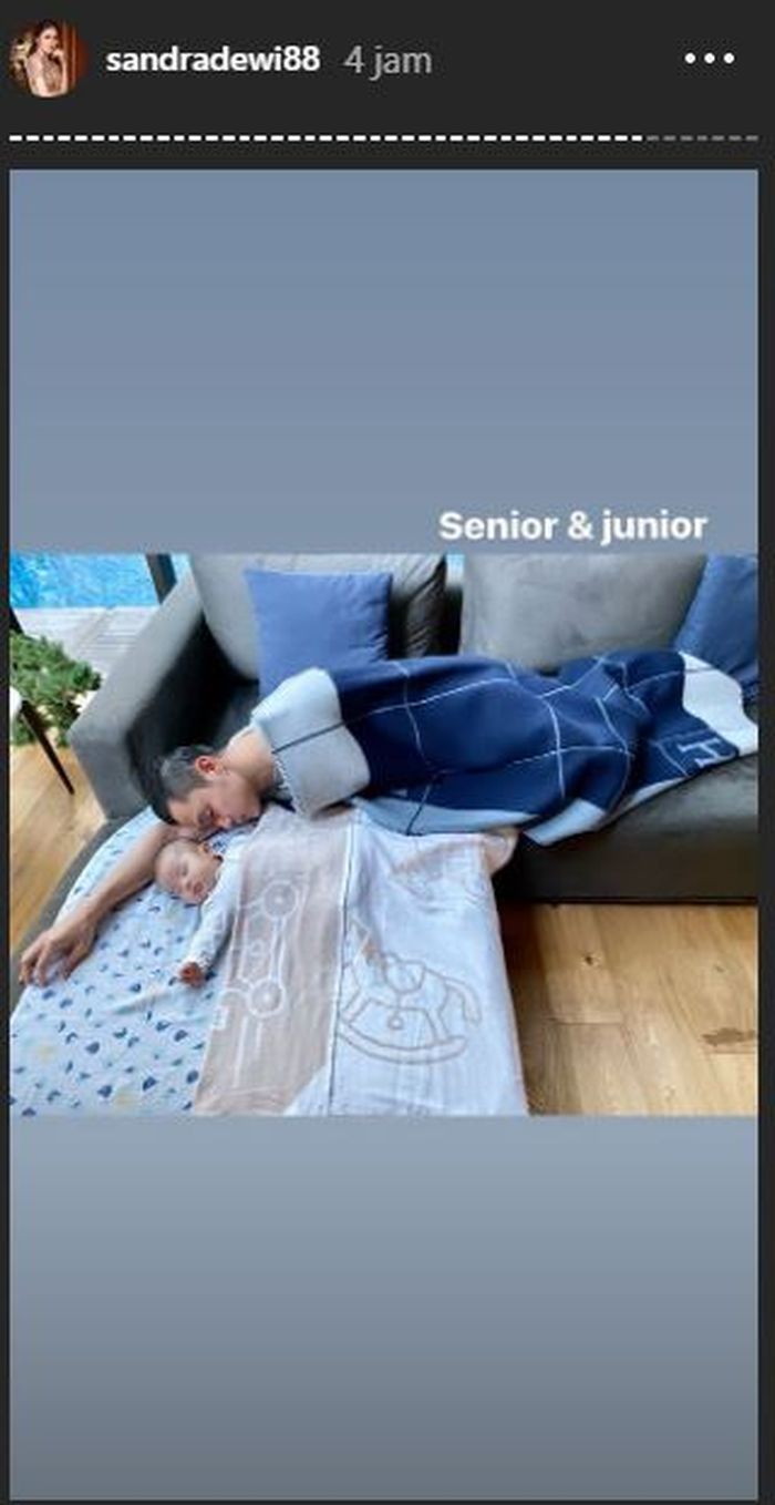 Momen manis yang dibagikan Sandra Dewi