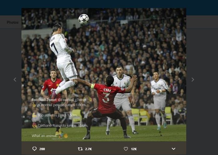 Lompatan Cristiano Ronaldo saat masih berseragam Real Madrid, kala berjumpa Manchester United di Liga Champions 2013.