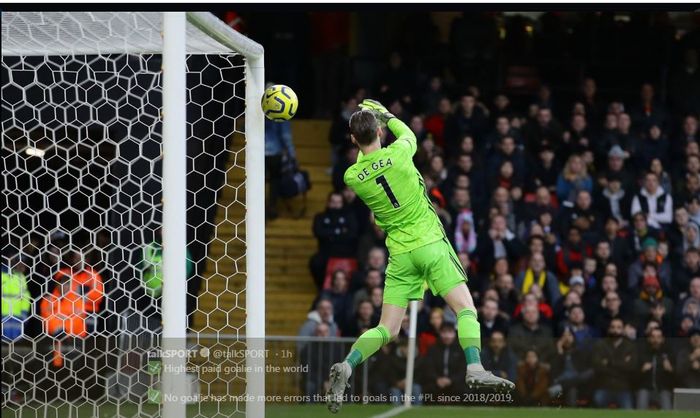 David de Gea melakukan blunder dalam laga Manchester United di kandang Watford, 22 Desember 2019.