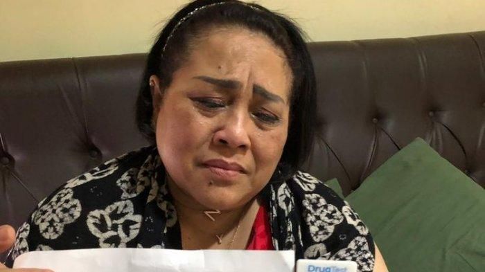 Nunung terjerat kasus narkoba setelah 20 tahun mengkonsumsi narkoba