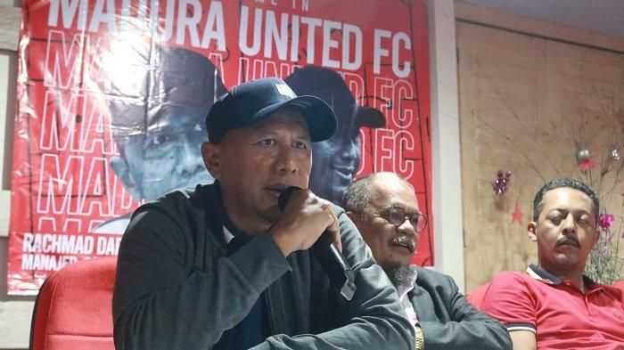 Rahmad Darmawan diperkenalkan secara resmi sebagai pelatih baru Madura United seusai laga melawan Bali United, Minggu (23/12/2019).