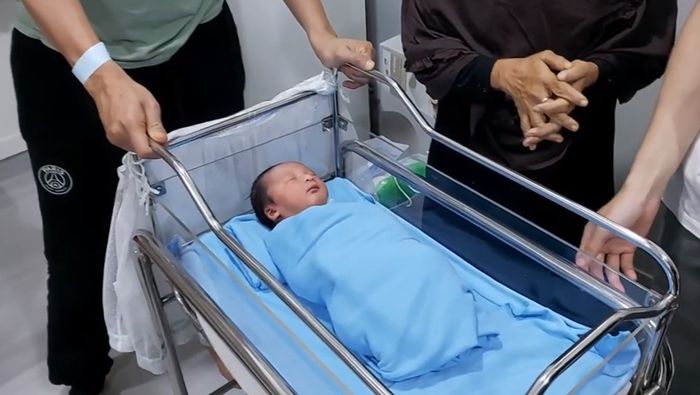Kiano Tiger Wong, anak pertama Baim Wong dan Paula Verhoeven