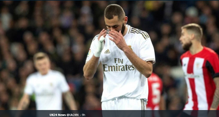 Striker Real Madrid, Karim Benzema dipastikan absen di laga melawan Valencia di babak semi final Piala Super Spanyol.