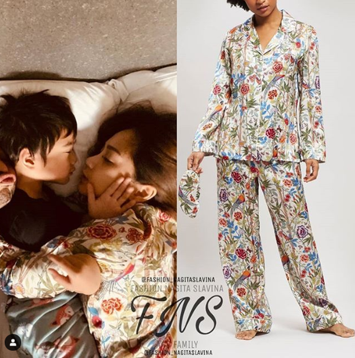 Nagita Slavina terlihat mengenakan baju tidur mewah Bamboo Garden Silk Charmeuse Pyjama Set dari brand Liberty London