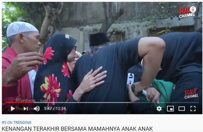 Pemakaman Lina