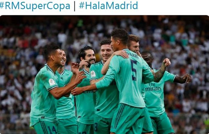Para pemain Real Madrid merayakan gol yang dicetak ke gawang Valencia dalam laga semifinal Piala Super Spanyol di Stadion King Abdullah Sports City, Rabu (8/1/2020).