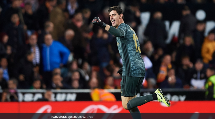 Mantan kiper Chelsea yang kini mengenakan seragam Real Madrid, Thibaut Courtois.