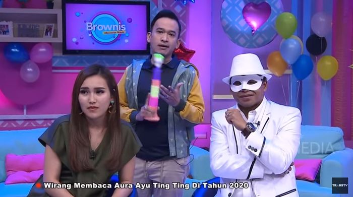 Ayu Ting Ting diramal Wirang Birawa