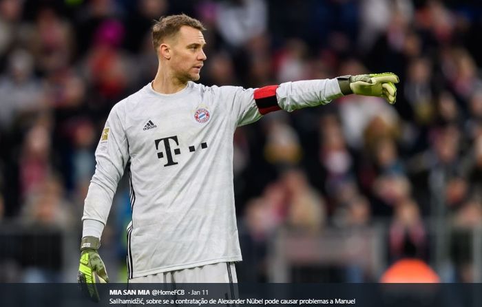 Kiper Bayern Muenchen, Manuel Neuer, berpeluang hengkang menyusul kedatangan Alexander Nubel dari Schalke 04.