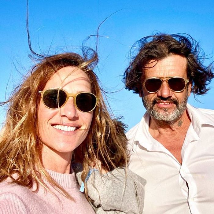 Federico Alvarez Castillo dan Lara Bernasconi.