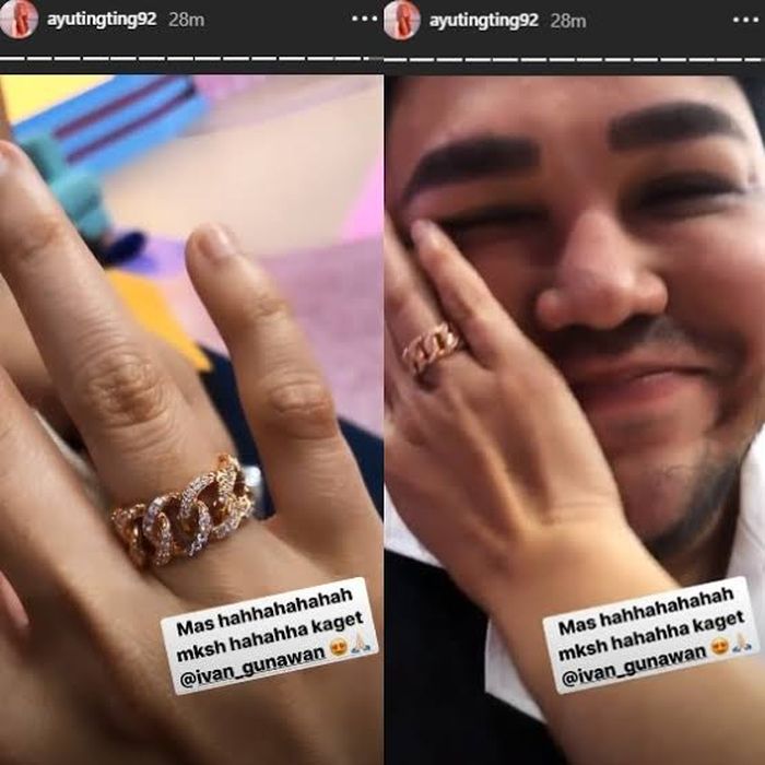 Unggahan instastory Ayu Ting Ting yang memamerkan cincin pemberian Ivan Gunawan
