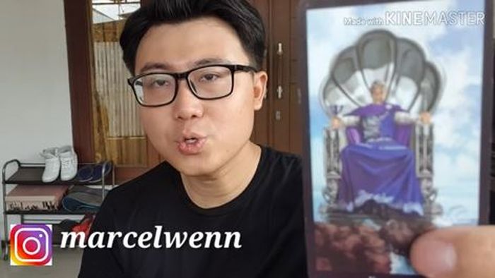 Kartu tarot yang menggambarkan kisah asmara Luna Maya di tahun 2020