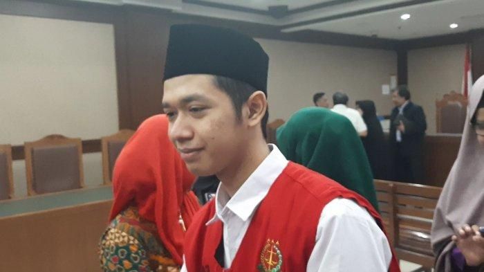 Sidang pemeriksaan terdakwa pembawa bendera merah-putih, Lutfi Alfiandi, di Pengadilan Negeri Jakarta Pusat, Senin (20/01/2020).