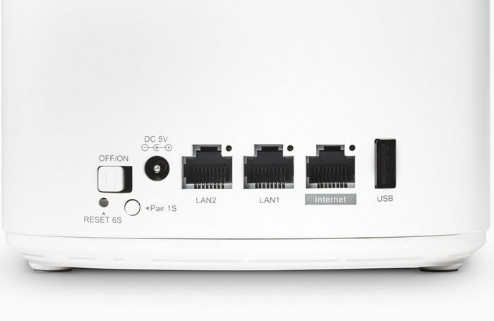 Masing-masing unit PROLiNK Xtend Pro memiliki 3 porta LAN dan 1 porta USB.