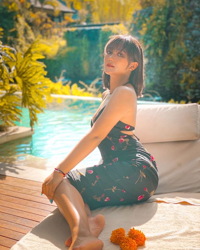 Marion Jola tampil seksi, netizen salah fokus dengan bentuk tubuhnya