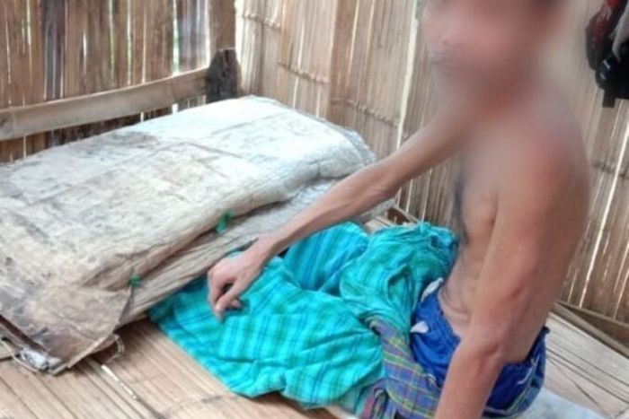 Donatus Agut (54) ayah dari Yohanes Hamu yang sakit gangguan jiwa dan di pasung di Kampung Perang Ara, Desa Ngampang Mas, Kec. Borong, Kab. Manggarai Timur, NTT, Rabu, (22/1/2020).