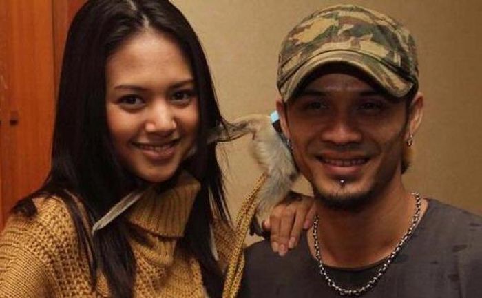 Artis Ini Dipaksa Menikah Muda Hingga Dipaksa Foto Telanjang Sampai Stres
