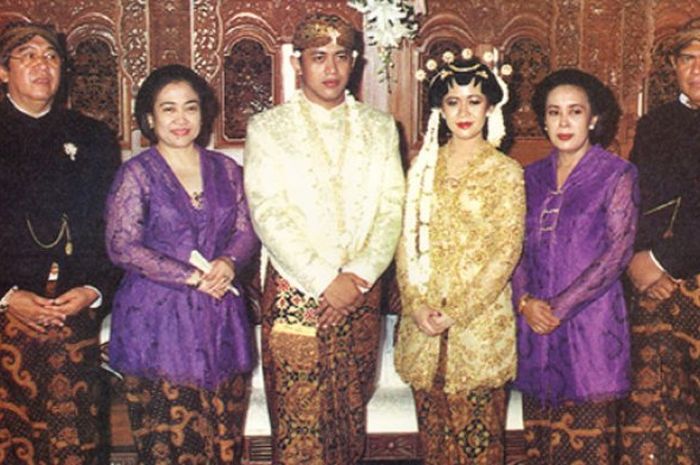Pernikahan Puan Maharani dengan Happy Hapsoro.